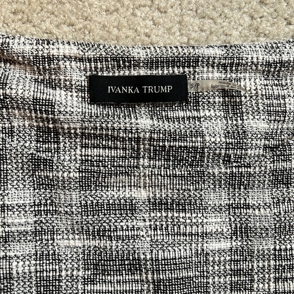 Top - Picture 2 of 2